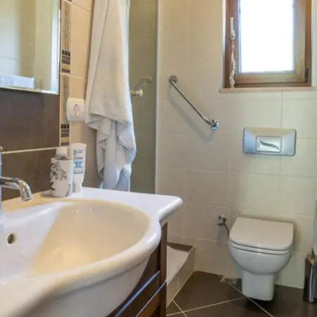 Дом отдыха Spacious Holiday House - Family - Private Pool Сен-Тропе